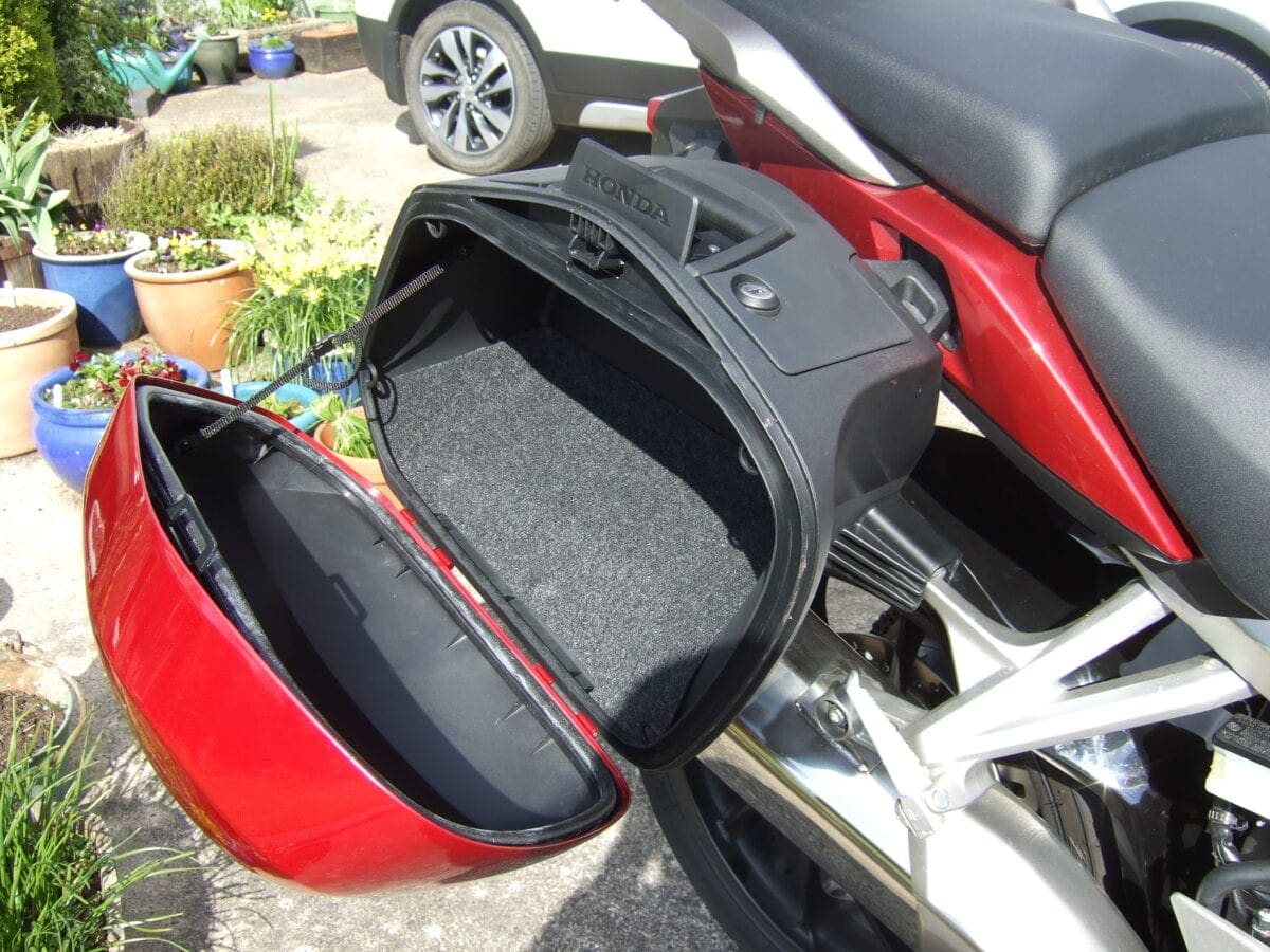 honda crossrunner panniers